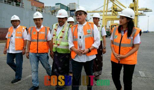 Awal Tahun 2019, Pelindo 1 Sambut Kapal Bersandar Perdana di Pelabuhan Belawan