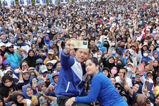 AHY Sapa Ribuan Warga Sulbar di Panggung Rakyat: Indonesia Butuh Perubahan Agar Rakyat bisa Sejahtera