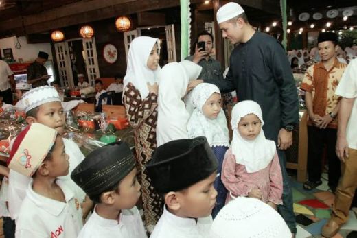 Ijeck Nikmati Ramadhan Bersama Anak Yatim