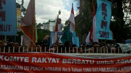 Ribuan Pendemo Tuntut Lahan Eks HGU PTPN II, Jalan Diponegoro Medan Ditutup