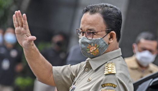 Gubernur DKI Jakarta Positif Corona