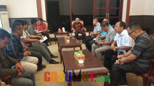 Bupati Asahan Terima Audensi Forum Komunikasi Pendamping Lokal Desa