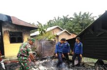 Api Kompor Menyambar Bensin Hanguskan Rumah Dan Warkop di Paluta