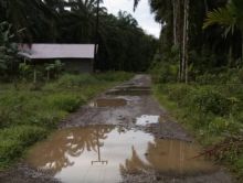 Jalan Dusun Tanjung Naman Layak Aspal, Begini Respon Anggota DPRD Langkat