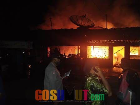 Dua Bar di Simalungun Ludes Terbakar, Kerugian Ditaksir Ratusan Juta