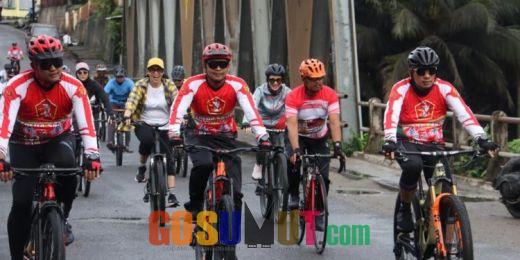Ikuti Fun Bike Peringati HUT TNI ke-77, Kapolres Tapsel : Selain Sehat juga Sarana Silaturahmi