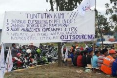 Tolak Outsourching, Ratusan Buruh Pelabuhan BICT Belawan Demo Pelindo I