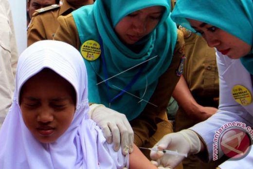 Cegah Difteri, 239 Anak di Langkat Diimunisasi