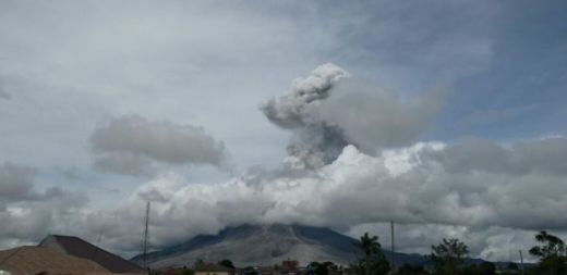 Awal 2018, Sinabung Delapan Kali Erupsi