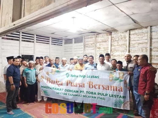 TPL Sektor Tapsel Rajut Silaturahmi Lewat Buka Puasa Bersama Di Dua Dusun Angkola Timur