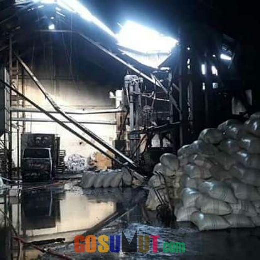 Kilang Padi Horas Jaya di Deliserdang Ludes Terbakar
