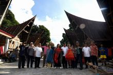 Pemprovsu Rangkul Alumni Lemhanas Kembangkan Pariwisata Danau Toba