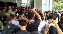 Lantunan Solawat Bergema di Tengah Tuntutan Demo P3K Guru di Madina