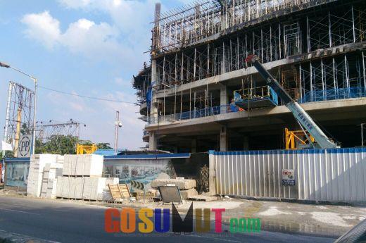 Proyek Pembangunan Hotel di Gatsu Medan, Rampas Hak Pejalan Kaki