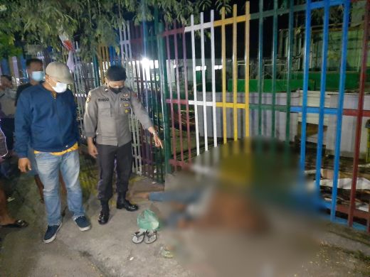 Mayat Mr X  Ditemukan Terlentang di Trotoar Jalan Padang Sidempuan - Sibolga