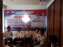 Dua Bacalon Bupati Ambil Formulir Pendaftaran di DPD Partai Perindo Nisel