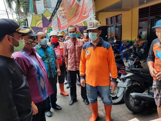 Pjs Walikota Tinjau Banjir di Medan Maimun