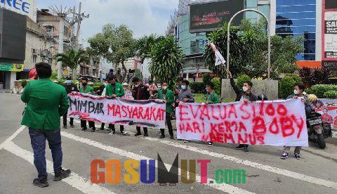Evaluasi 100 Hari Kerja Walikota Medan, Mahasiswa Aksi di Bundaran SIB