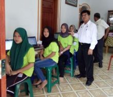 Disnaker Palas Kunjungi Pelatihan Pendidikan Komputer di Desa Pasar Ipuh