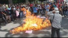 Demo Kenaikan BBM di Siantar Ricuh, Seorang Mahasiswa Terkena Tembakan Gas Air Mata