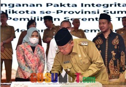 Wawako Padang Sidempuan Teken Pakta Integritas Jelang Pemilu 2024