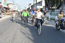 Bupati Sergai Ajak 500 Peserta Bersepeda Ontel dan Santai