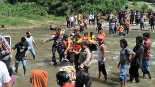 Selama Seminggu Hanyut di Sungai Aek Sigeaon, Jasad Dippu Sipahutar Ditemukan