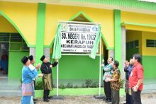 Bupati Soekirman Resmikan Renovasi SD Negeri 106224 Desa Kerapuh dan Pencanangan Sekolah Ramah HAM