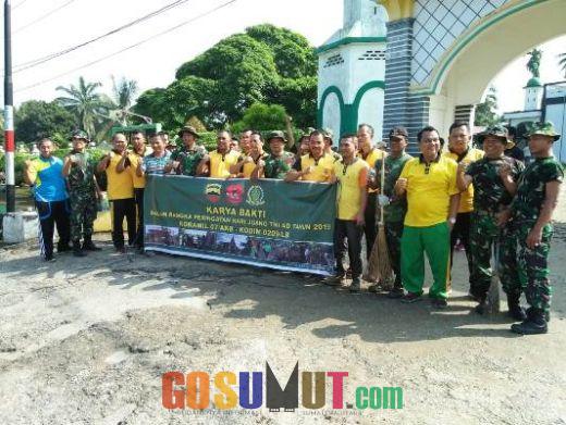 Kapolsek Na IX-X Turut Andil di Aksi Bersih-bersih Hari Juang TNI AD