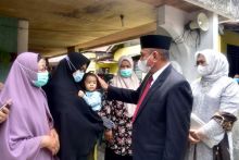 Gubernur Sumut Kunjungi Keluarga Alm Ilham Pane