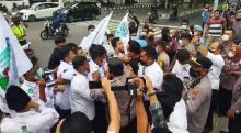 Bobby-Aulia Dinilai Gagal Atasi Banjir, Demo Satu Tahun Kinerja Walikota Medan Berakhir Ricuh