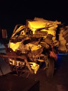 Kecelakaan di Jalan Tol, Supir Colt diesel Kritis dan Penumpang Tewas 