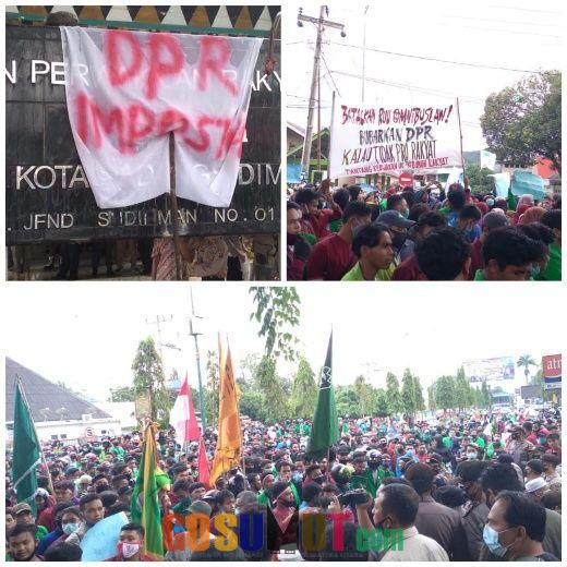 Ratusan Mahasiswa Padangsidimpuan Demo Tolak Omnibus Law Cipta Kerja