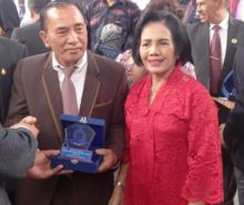 Sabar Panggabean Terima Penghargaan dari HKBP, Ketua PSI Taput : Selamat