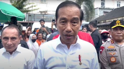Dorong Ekonomi Kerakyatan, Presiden Jokowi Cek Bahan Pokok di Pasar Bakti dan Halat di Medan