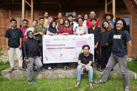 Masyarakat Adat 3 Provinsi Pelatihan Jurnalisme Warga di Padang