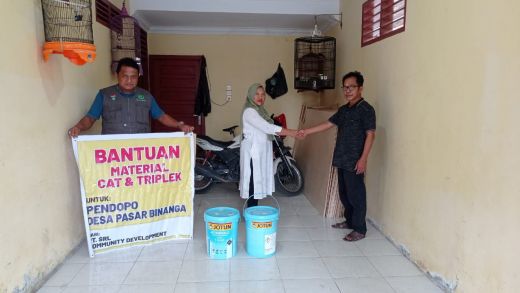 PT SRL Salurkan Bantuan Material Bangunan Pendopo Desa Pasar Binanga