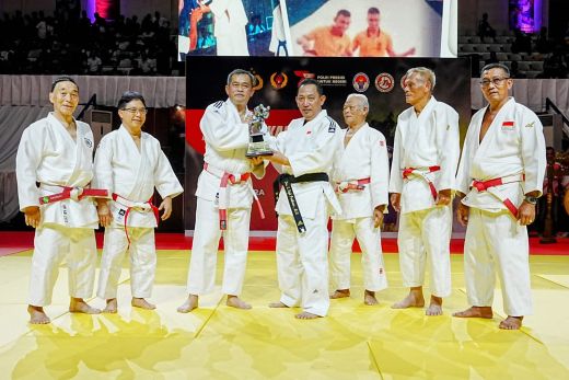 Kapolri Raih Sabuk Hitam Judo di HUT Bhayangkara