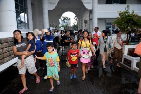 Sambut Pengungsi Wamena Asal Sumut, Gubernur Pastikan Keberlanjutan Sekolah dan Penghidupan Keluarga