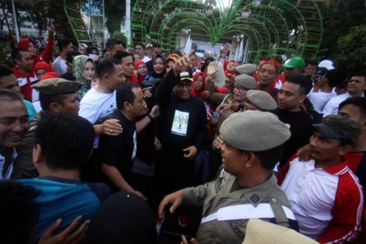 Car Free Day bersama Ribuan Warga Medan, Akhyar Deklarasikan #YokBikinCantikMedan