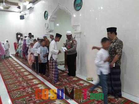Menyapa Shubuh, Polres Belawan Santuni Anak Yatim di Mesjid Al-Ikhwan