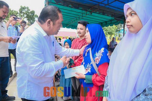 Distribusikan ZIS ASN Pemko Padangsidimpuan, Wali Kota: Jika Kita Bersyukur Maka akan Ditambahkan Nikmat tersebut