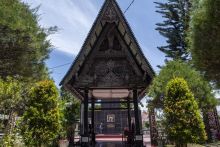 Kapolres Toba Pimpin Upacara Tabur Bunga di Makam Pahlawan Sisingamangaraja XII