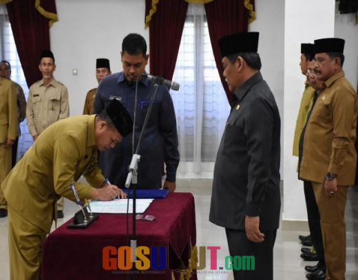 Wakil Bupati  Lantik Pejabat Eselon II Dan III di Lingkungan Pemkab Deli Serdang