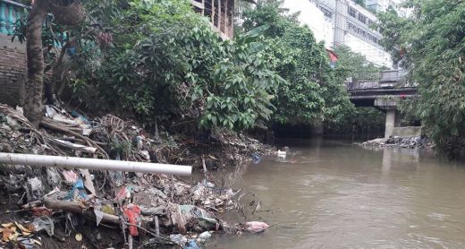 DPRD Medan: Berikan Sanksi Perusahaan Buang Sampah ke Sungai Babura