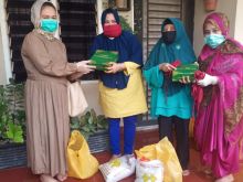 Pengajian Silaturahmi Sejuta Umat Bagikan Sembako Untuk Komunitas Disabilitas