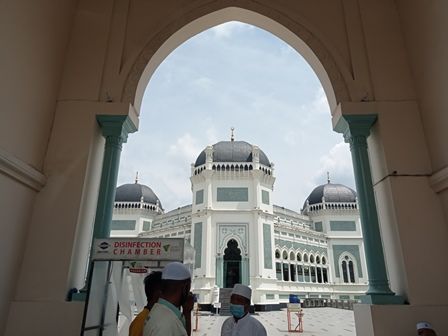 Mesjid Raya Al- Mashun tetap Gelar Sholat Eid, Ini Syaratnya