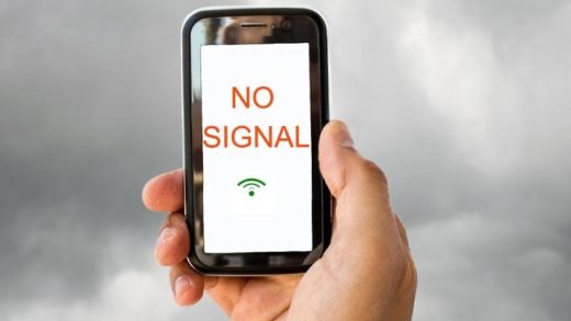 Warga Padangsidimpuan Keluhkan Jaringan Telkomsel yang  Mendadak Hilang