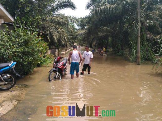 Hujan Deras, 3 Dusun di Kecamatan Sei Dadap Kebanjiran