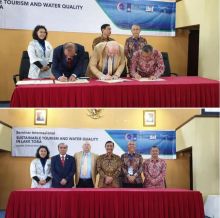 Sukses Awal  Indonesia - Belanda atas Penanda Tanganan Kesepahaman Kerja Sama Pada Pembangunan Pariwisata Berkelanjutan Danau Toba